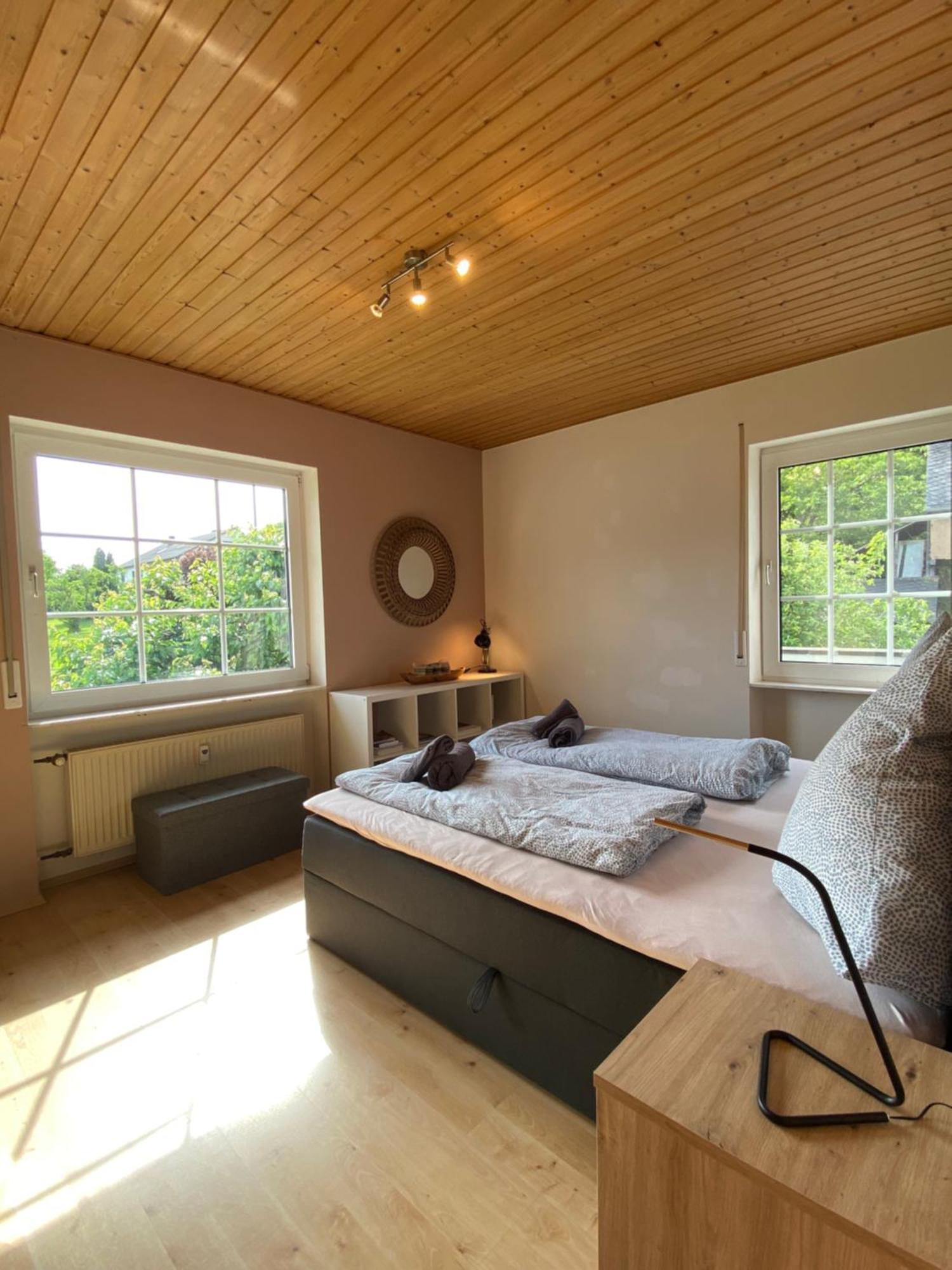 Fewo Sonnenlay - Apartments An Der Mosel เบราเนอแบร์ก ภายนอก รูปภาพ